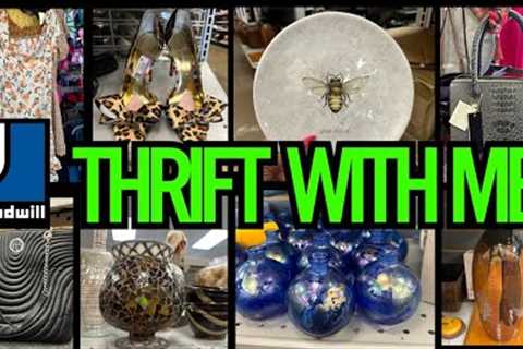 Goodwill Shop With Me 2024🛍️💙 Goodwill Thrifting Thursday🛍️💙 Thrift W/Me 2024