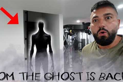 PARANORMAL ACITVITY CAUGHT ON CAMERA IN MY HAUNTED HOUSE!