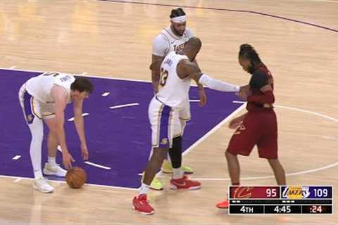 LeBron James blocks for Austin Reaves while he runs down game clock 😂