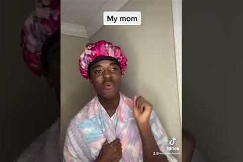 When your watching a ps5 unboxing and your mom walks in😭‼️