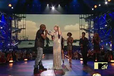 HD Kanye West interrupts Taylor Swift VMA 2009