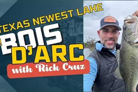 We lost a giant bass on Bois D’Arc! Here’s our fishing report for the lake for opening weekend.