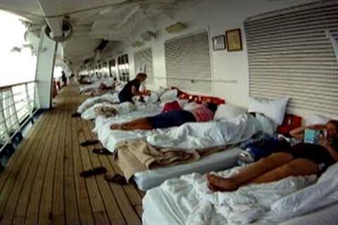 Carnival Cruise Ship Broke Away from Port with 800 Onboard