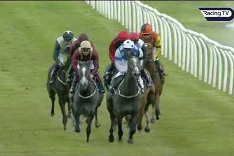Wow! Oaks entry Danielle dazzles at Wetherby