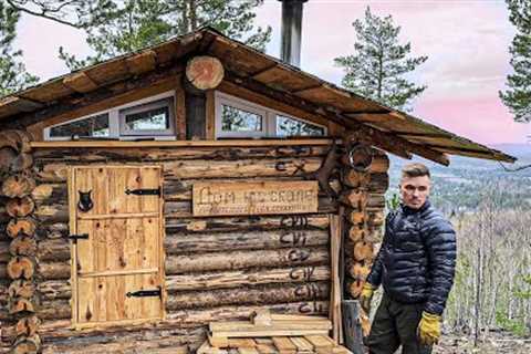 I built a hut for survival - I'm hiding from the flood high in the mountains