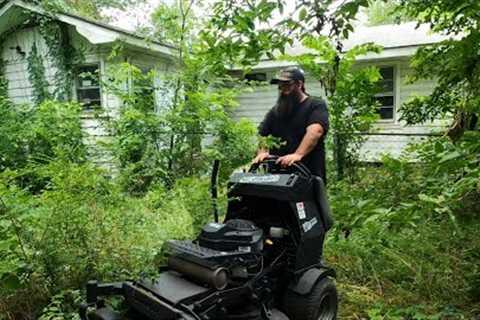 SQUATTERS  took over &amp; DESTROYED  this house after ELDERLY HOMEOWNER was MOVED to ASSISTED..