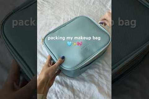 Packing my makeup bag for a trip 🥰 #asmr #packing #whatsinmybag #makeup #makeupshorts #asmrsounds