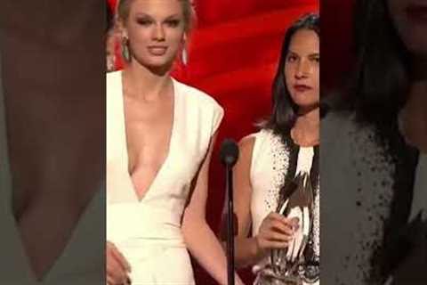 This was weird sarcasm after what kanye did #shorts #taylorswift #swifties #awardshow #yt #1989