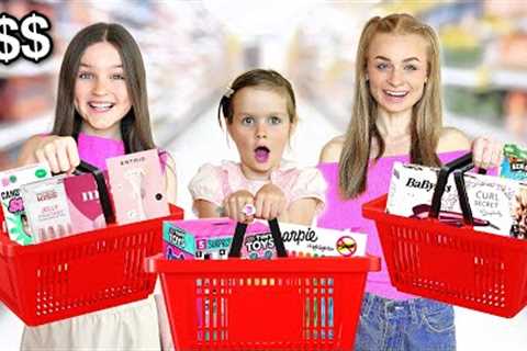 IF IT FITS IN YOUR BASKET, I'LL BUY IT Shopping Challenge! | Family Fizz