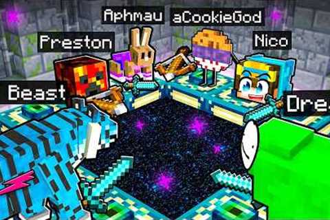 Minecraft but YouTuber Pets Beat the Game For You