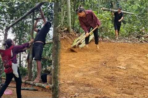 The couple built a house deep in the forest to avoid their cruel grandparents