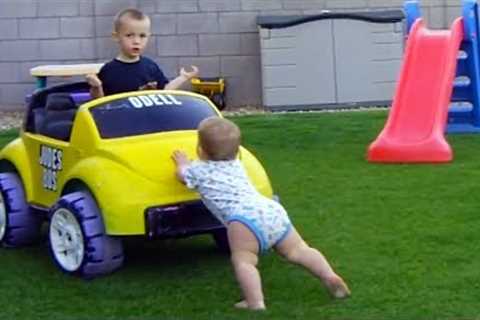 Funny Babies Car Accidents - TRY NOT TO LAUGH At Toddlers Driving Power Wheels