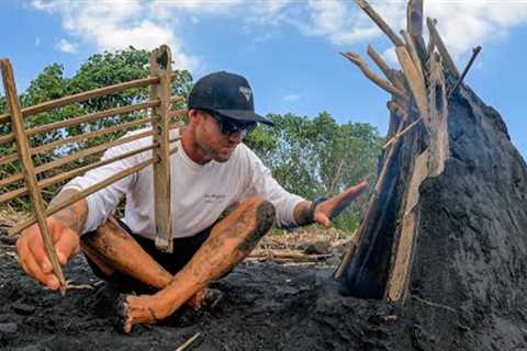 CATCH AND COOK FISH in a sand IGLOO. Amazing way of cooking fish