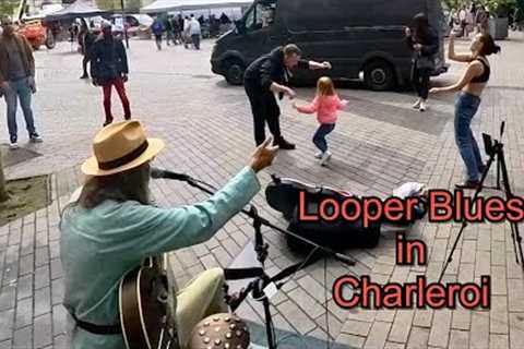 Busker gets them DANCING in Charleroi - ‘Looper Blues’