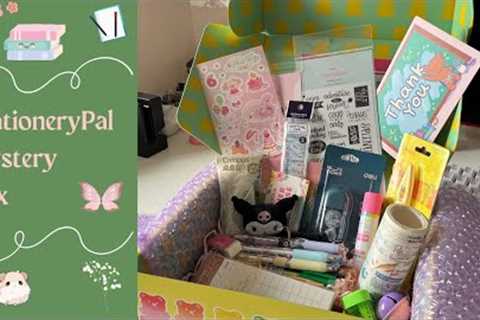 I won a StationeryPal mystery box! 🎀
