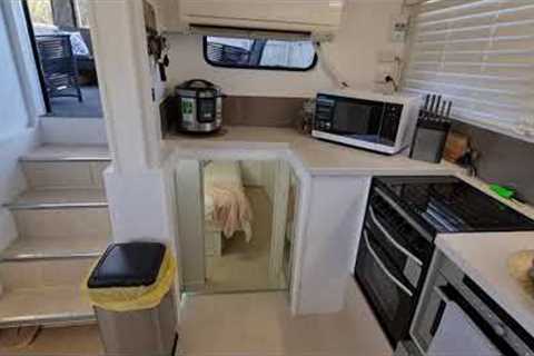 ROBERTS 45 CRUISER The Perfect live aboard FOR SALE