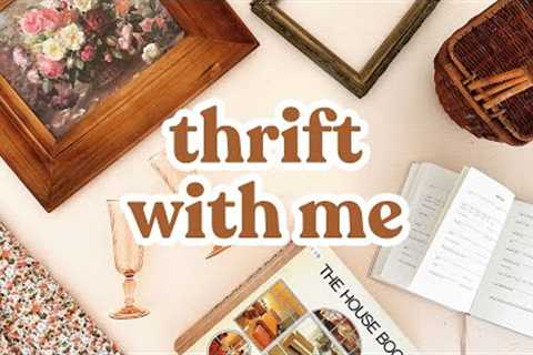 Thrift With Me (I Found So Many Cute Things!)