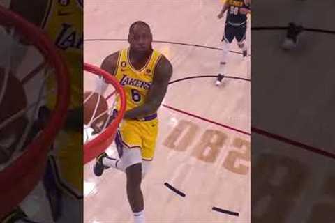 LEBRON JAMES FUNNY MOMENT  😂 😂 LEBRON JAMES MISSES A DUNK 😂 😂