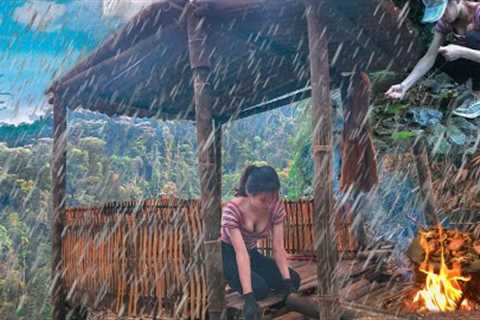 Solo bushcraft survival in the rain - Camp and spend the night in the wilderness