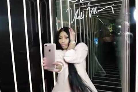 Nicki Minaj and a Fan rapping her 'You Already Know' Verse