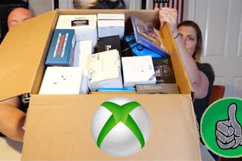 I bought an ELECTRONICS Amazon Customer Returns Mystery Box + We NEED an XBOX