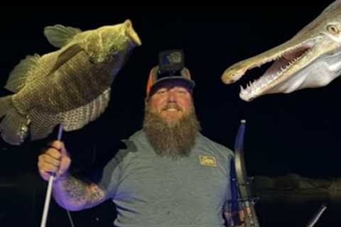 Bowfishing INVASIVE Tilapia in Florida!!! Bonus Gar Ball recipe! {Shoot, clean, cook}