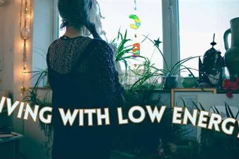 LEAVING THE HOUSE FEELS HARD | LOW ENERGY PERSON 12 HEALTHY HABITS FOR SELFCARE