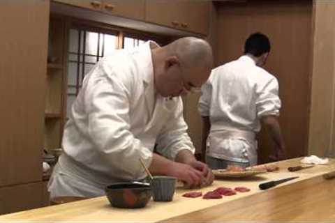 3 Michelin star sushi chef at work in Tokyo