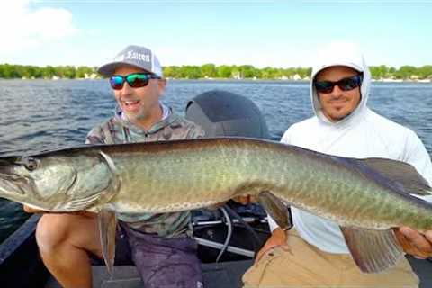 Open Water MONSTER Musky!!