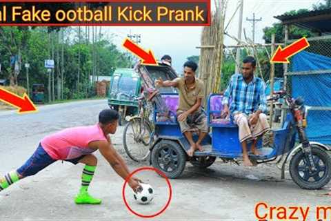 new viral Fake Football Kick Prank 2022 Football Scary Prank-Gone WRONG REACTION | By Razu prank TV