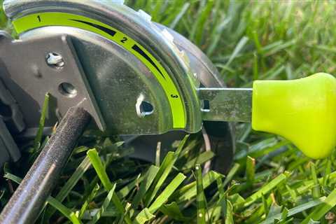 I Review Lawn Mowers for a Living, and Here’s My Experience with the Earthwise Reel Mower