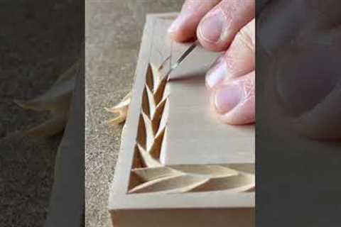 AmazingChina: Freehand Wood Carving (Chip Carving)