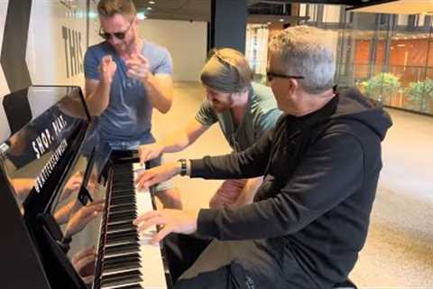 Johnny B. Goode Rock and Roll At The Mall Piano