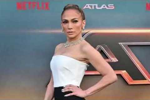 Jennifer Lopez BANS eye contact on set! (Celeb Gossip Alert!)