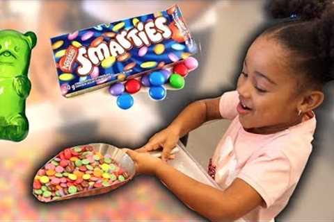 Candy Store Shopping Spree Kids Pretend Play! FamousTubeKIDS