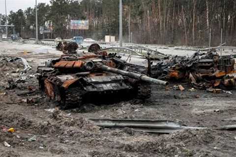 FEAR THE 'BABA YAGA' DRONES: RUSSIAN SOLDIER IS SHOWING HIS SCREAMING AND BURNED COMRADES || 2024