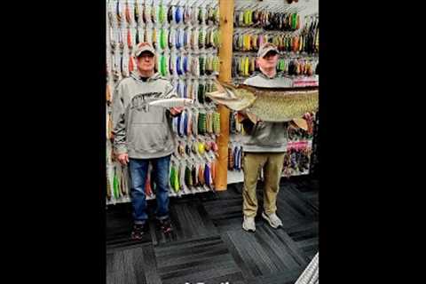 Big Enough Musky Bait There John?