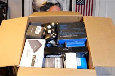 I bought an Amazon ELECTRONICS Returns Mystery Box + CELLPHONE with sensitive information Found