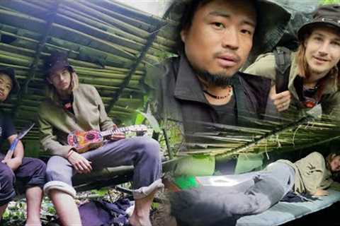 From Europe  to The dangerous forest of Nagaland to learn survival skills ?@valilevi