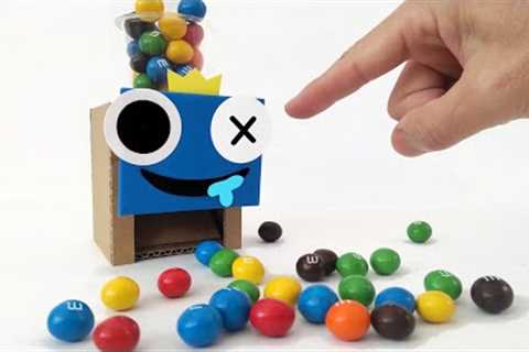 Rainbow Friends BLUE but Candy Dispenser at Home DIY 🤩 Cardboard &amp; Paper Craft Ideas