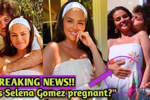 A Thousand Interpretations Selena Gomez's 4th of July Selfie Sparks Feverish Speculation ...
