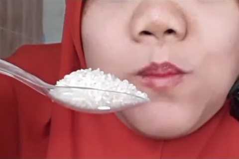 ASMR RAW RICE EATING||COMPILATION EATING||MAKAN BERAS MENTAH||DYMA KULINER||