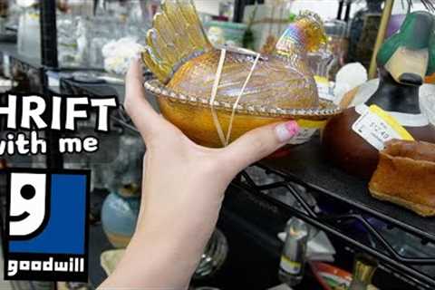 GOODWILL Just Put It Out | Thrift With Me | Reselling