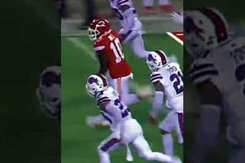 Tyreek Hill Really Did That In The Playoffs!🔥 #shorts #viral #trending