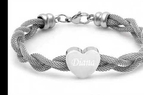 Top 10 Personalized Gifts for Best Friends