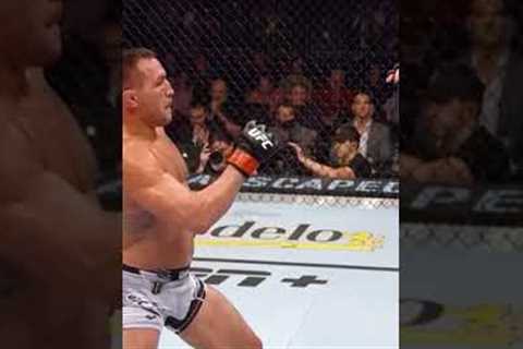 #sports #foryou #viral #trending #clutch #fypシ #respect #fight #mma #fyp #ko #extreme#epic#knockout