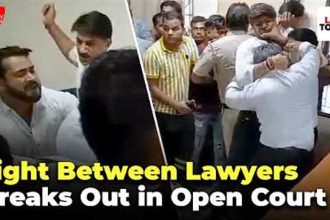 Video Of Lawyers Fighting Among Themselves Goes Viral on Social Media | Law Today