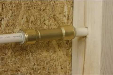 How to Repair a Plumbing Water Line : Plumbing Repairs