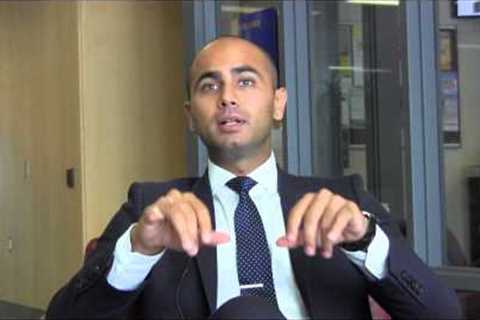 What's the difference between investment banking and private equity?