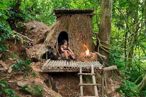 Build a Shelter Under a Rotten Tree - Building Skills, Wild Forest Beauty